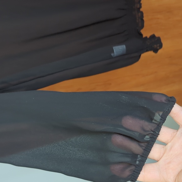 A N.A Blouse - Picture 4 of 8